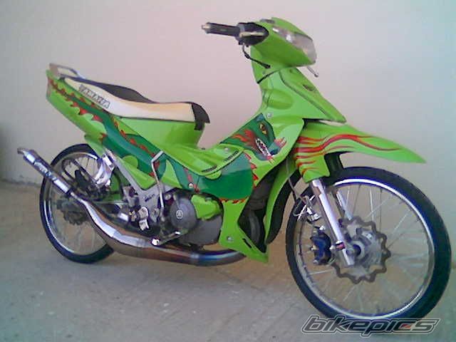 Photo 1375251