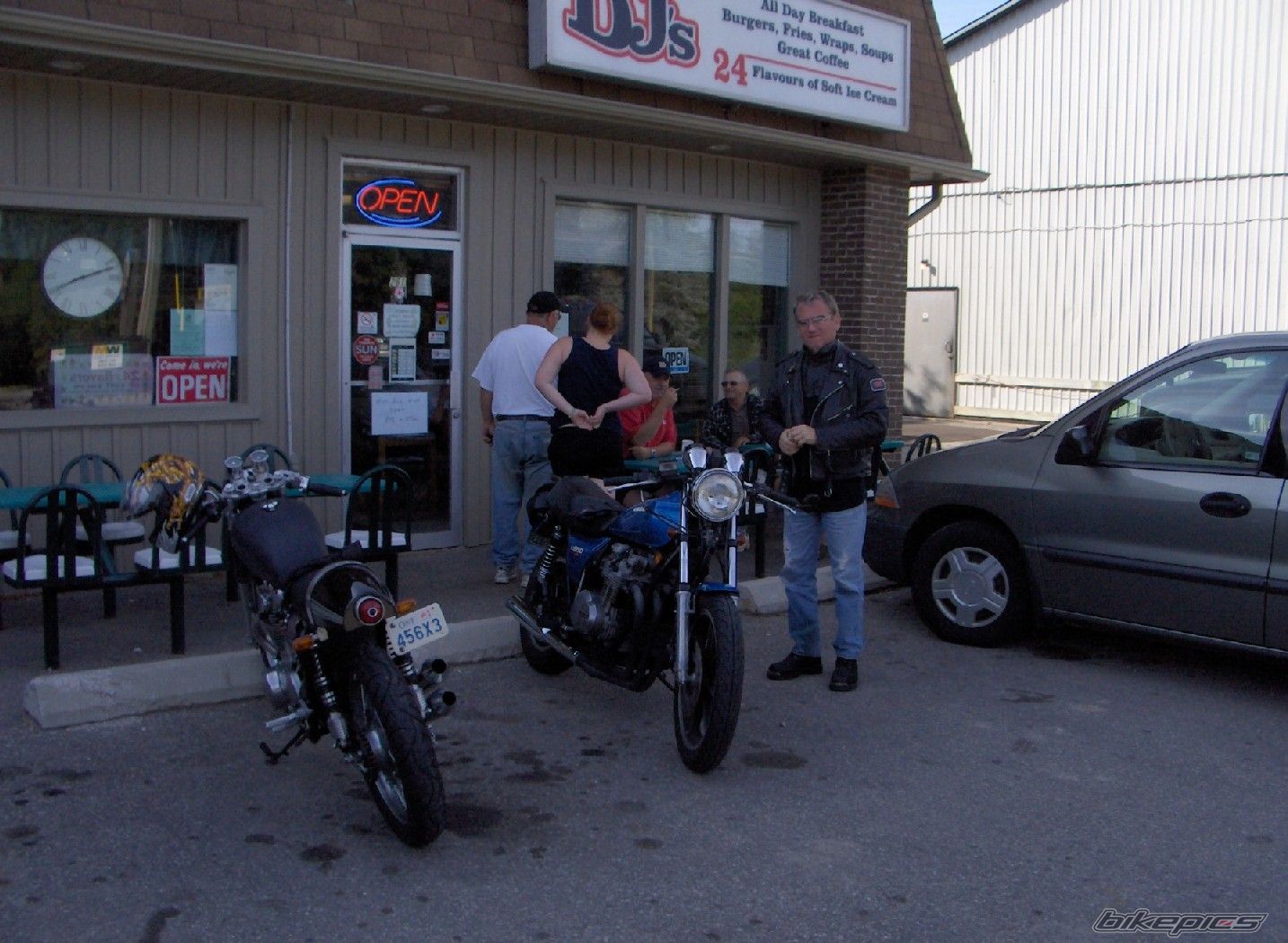 Photo 1375290