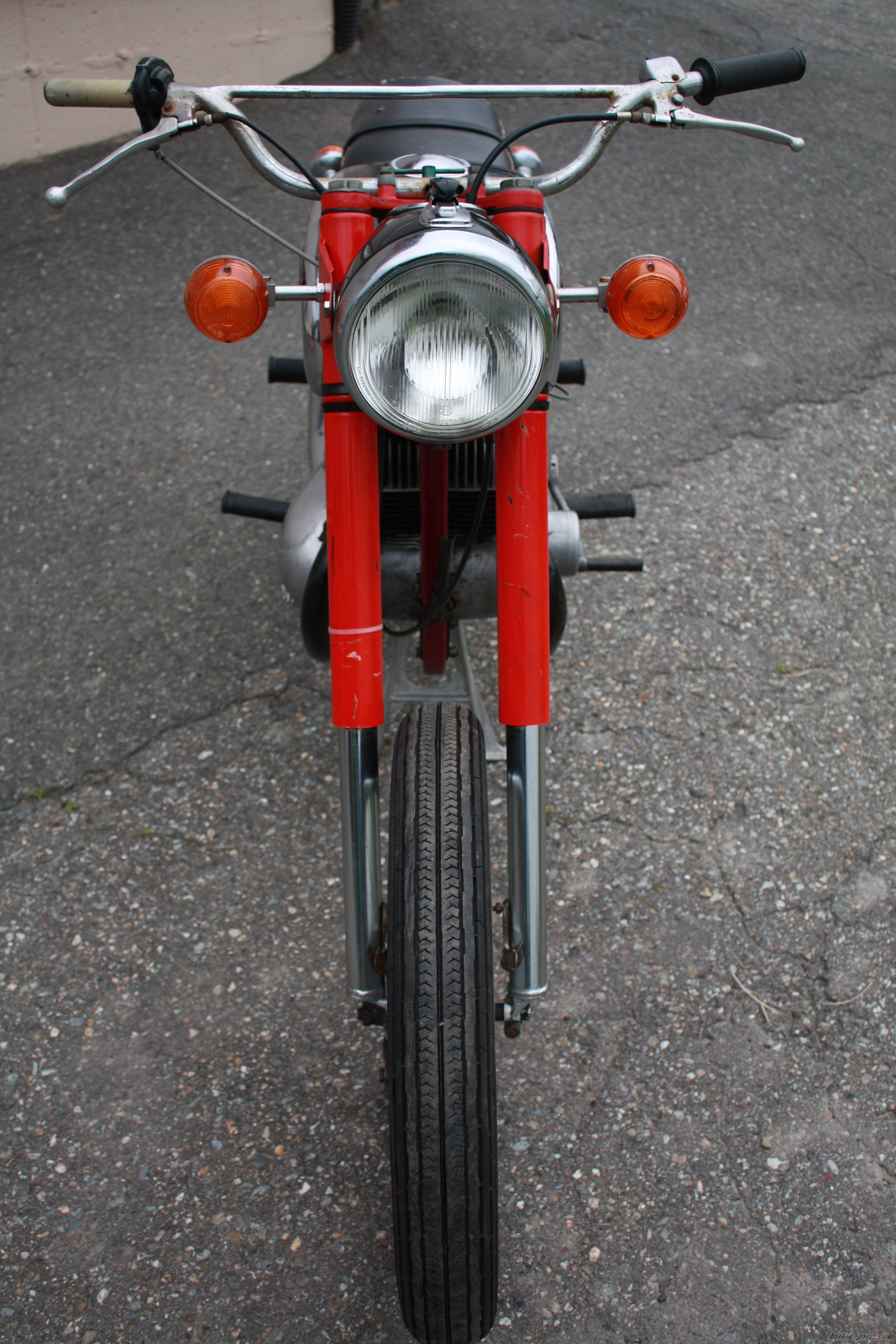 Photo 1375545