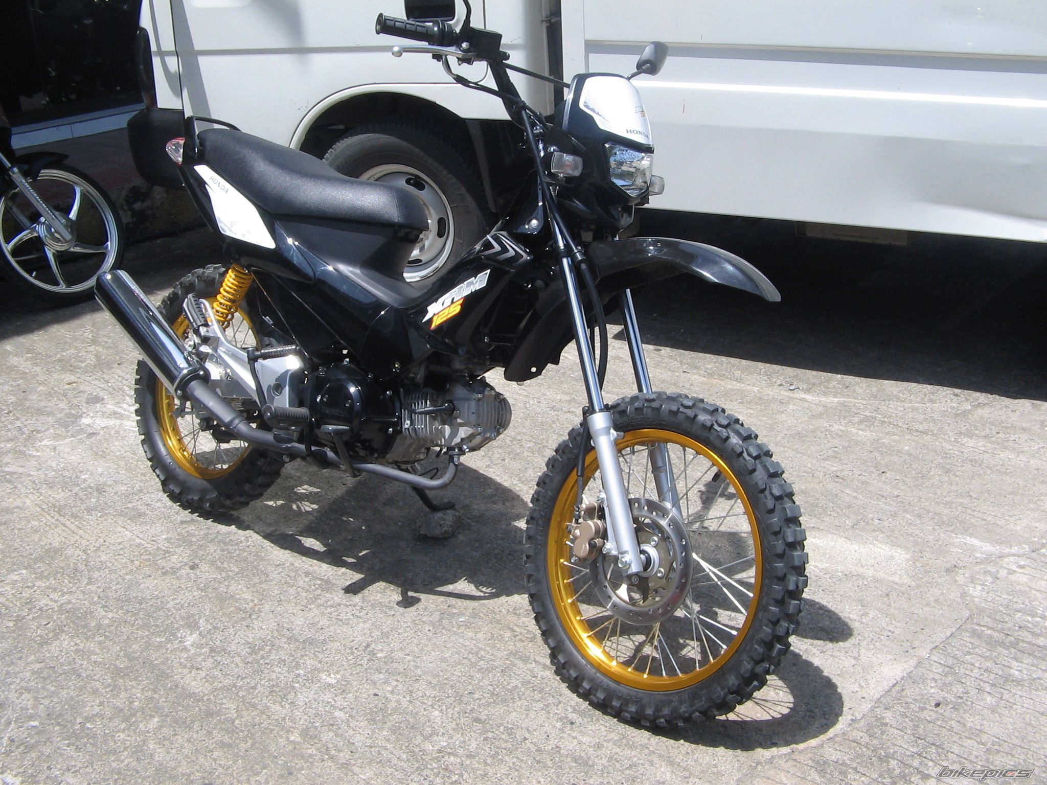 Bike Photo 1375687