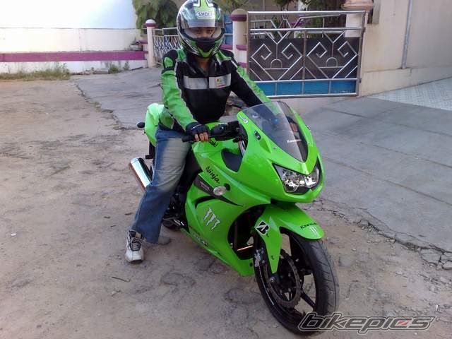Photo 1375712