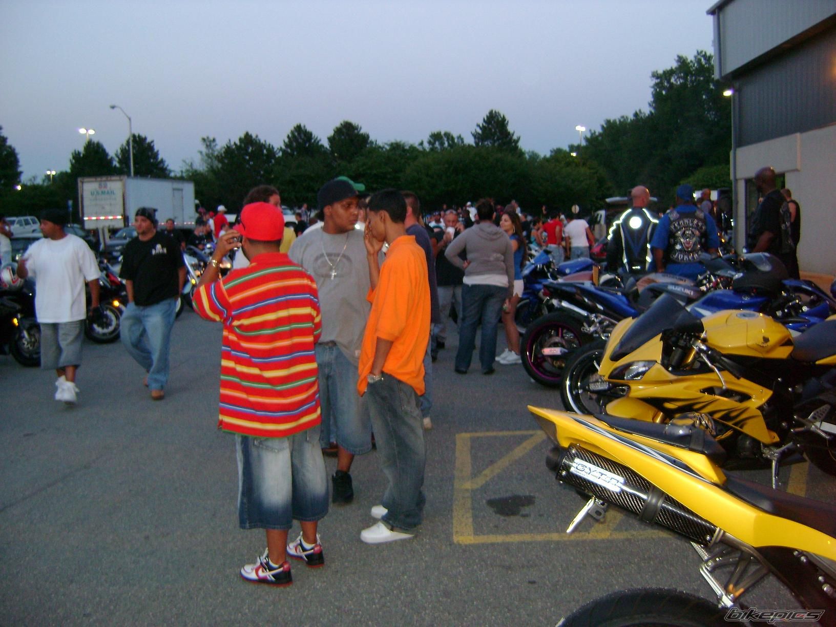 Photo 1375854
