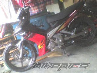 Photo 1375889