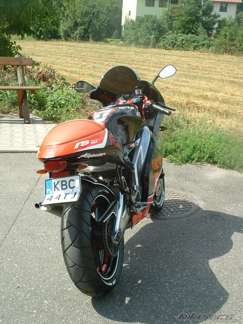Photo 1376009