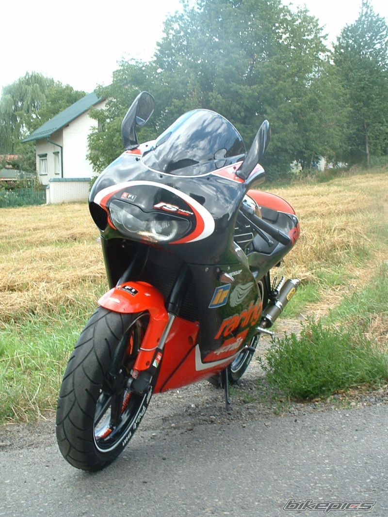 Photo 1376034