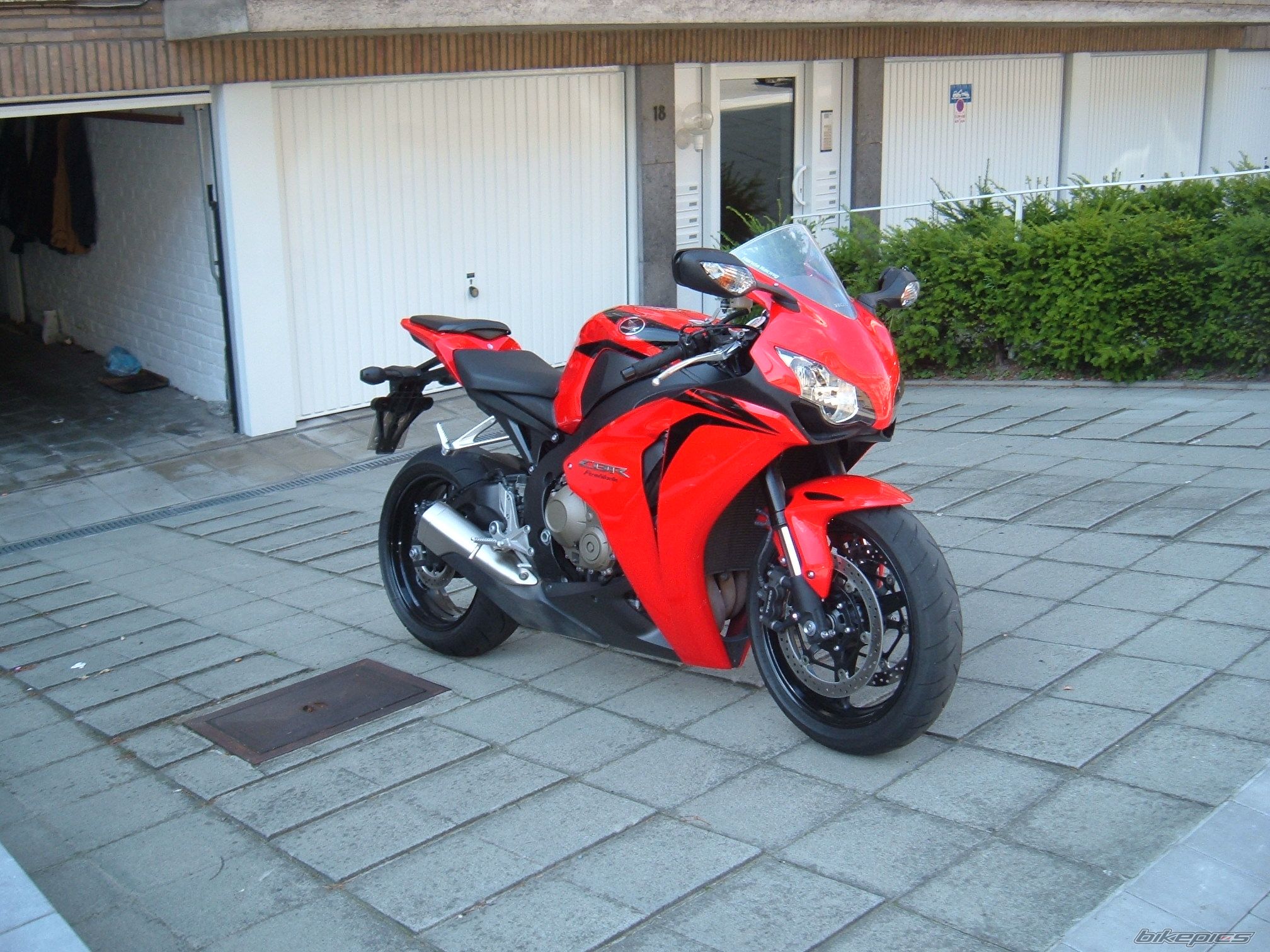 Photo 1376079
