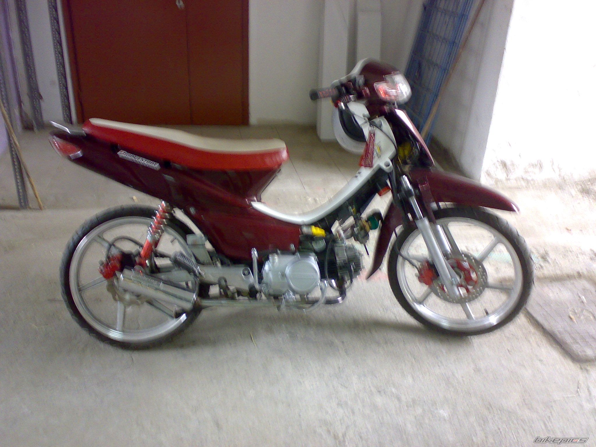 Photo 1376480