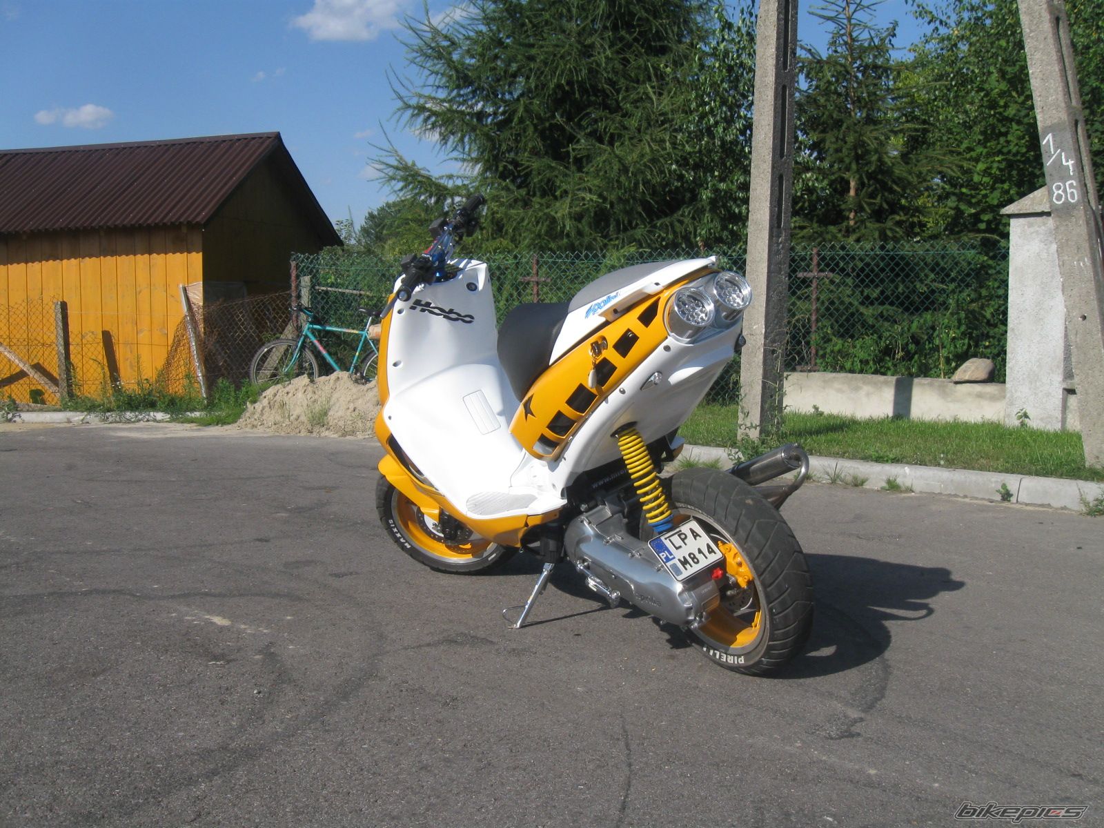 Bike Photo 1376486