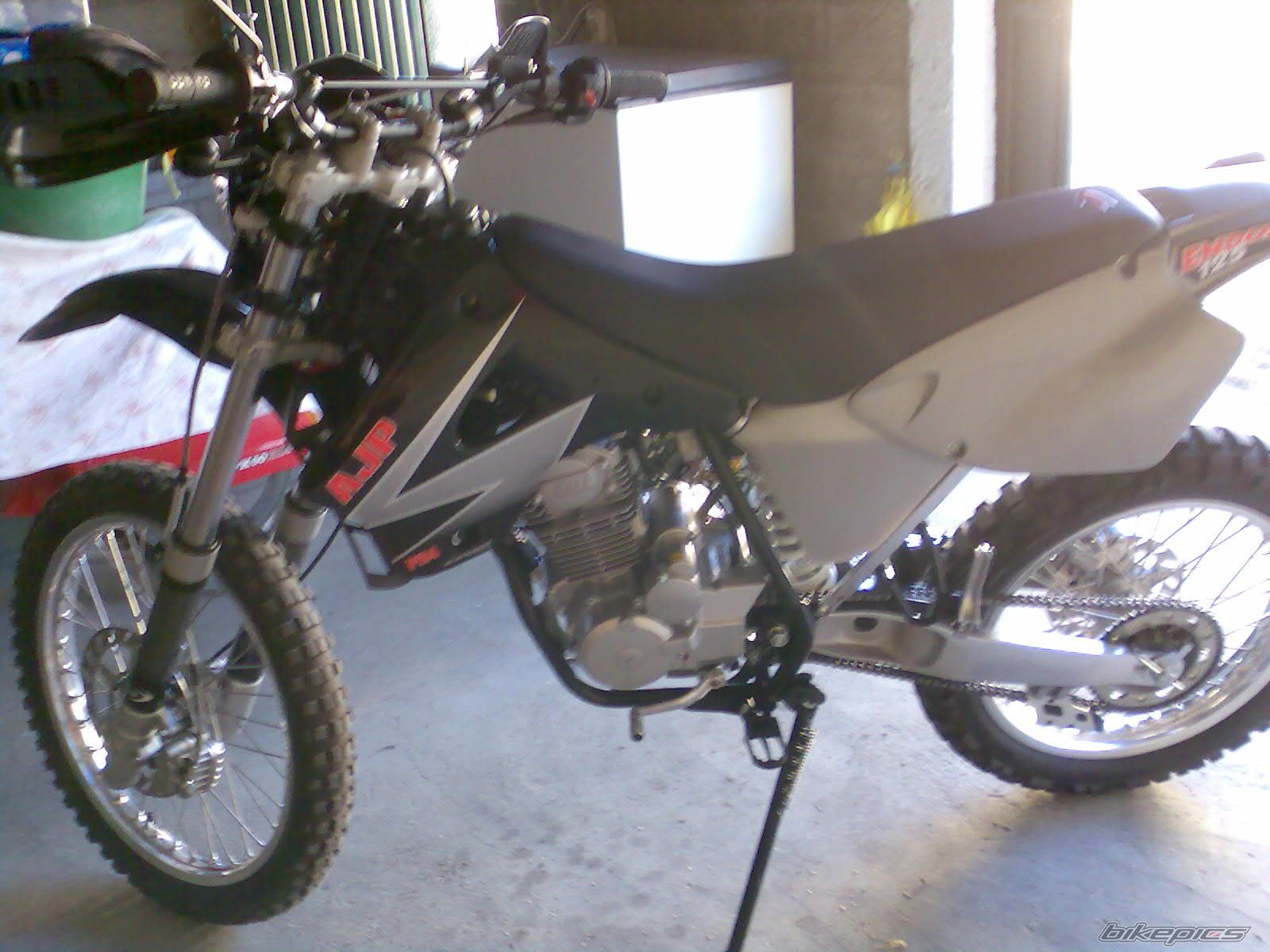 Photo 1376512