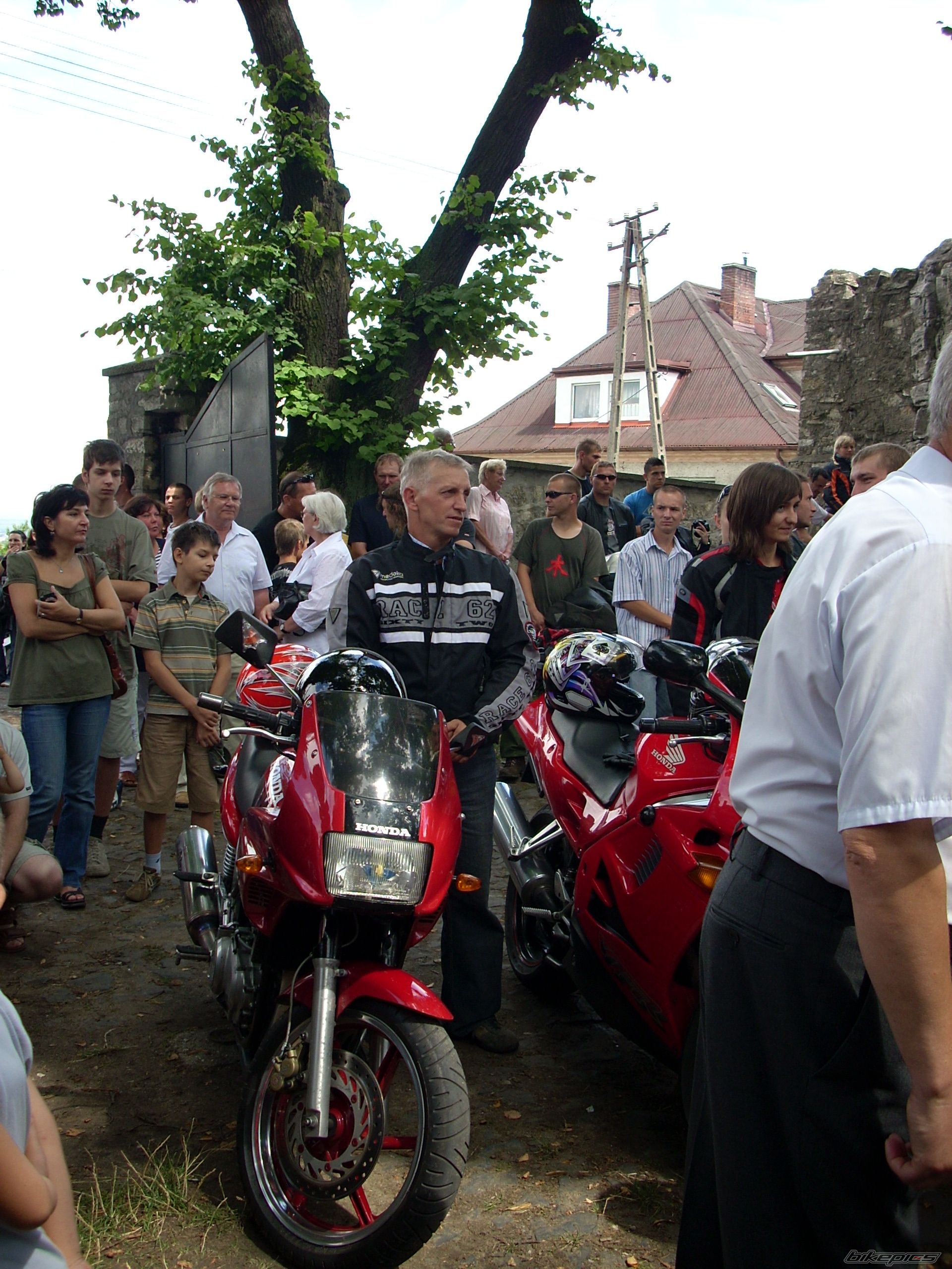 Photo 1376530