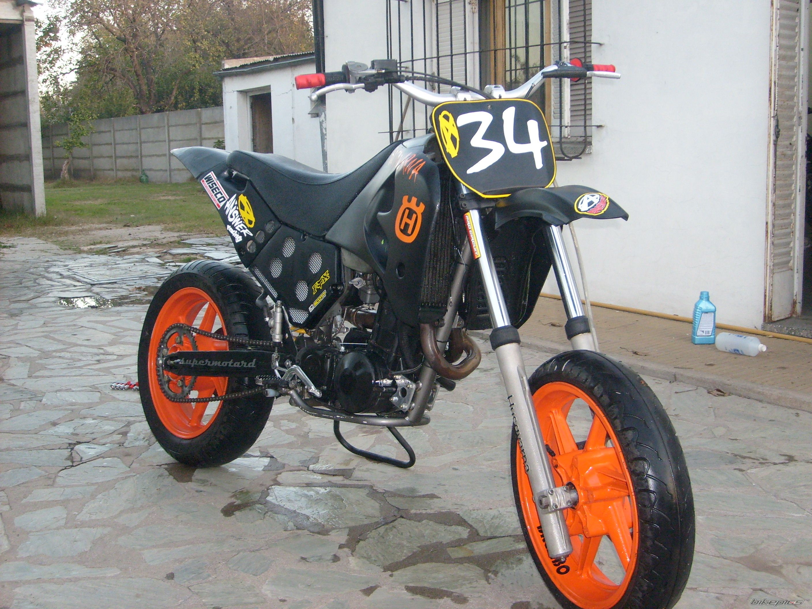 Photo 1376701