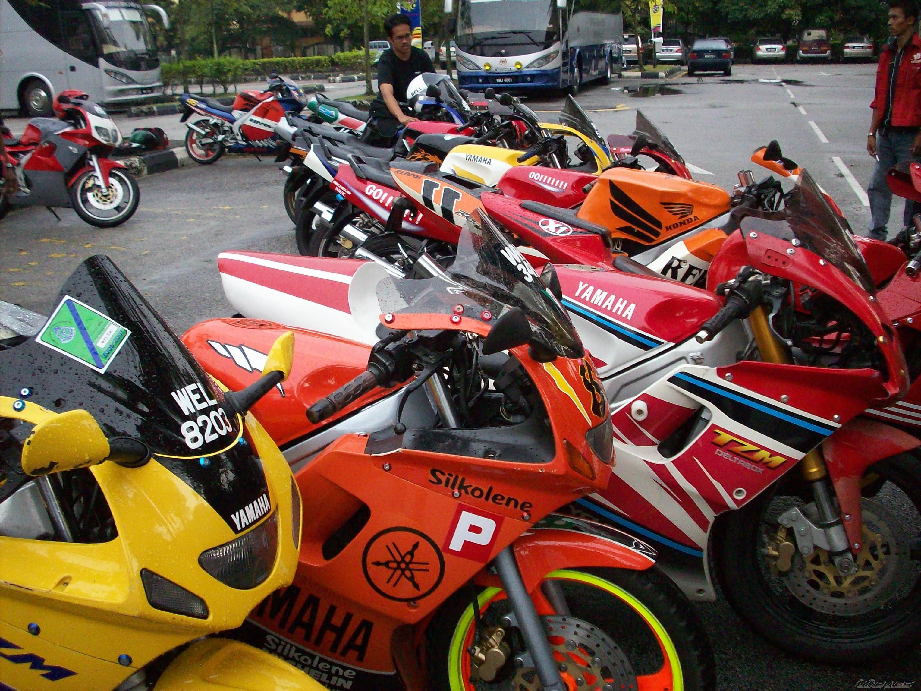 Photo 1376717