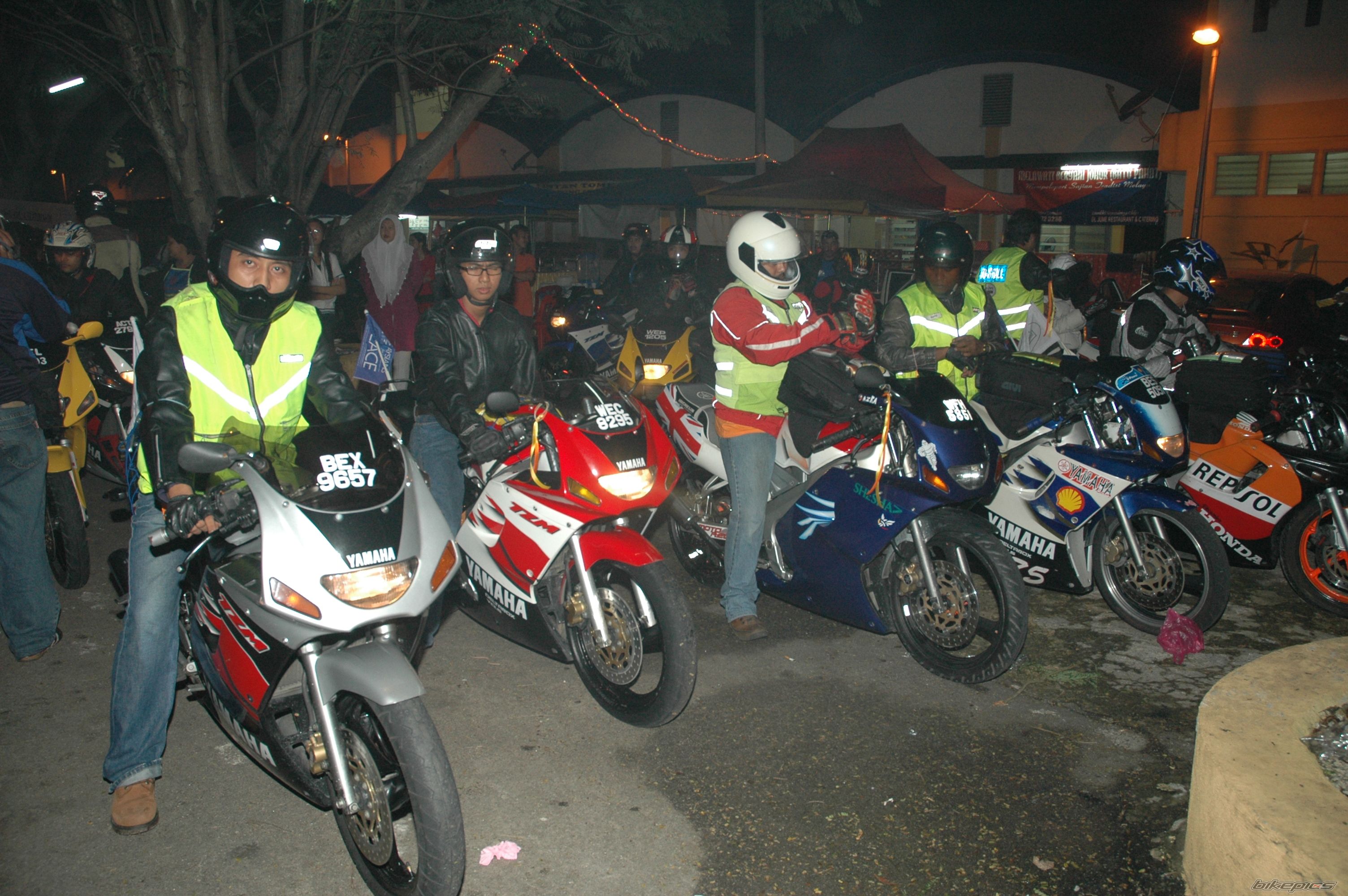 Photo 1376771