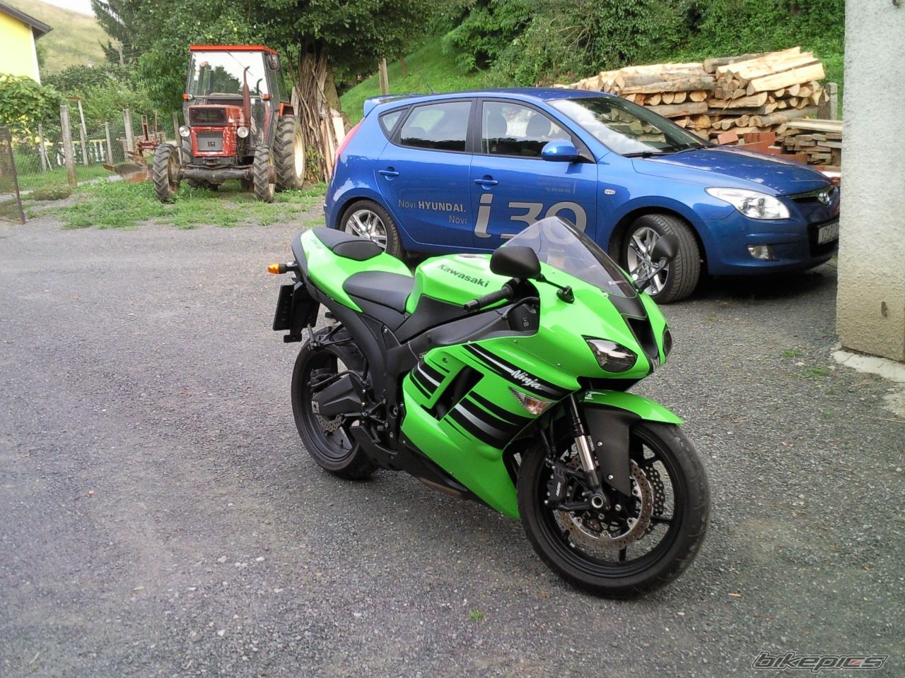 Photo 1376826