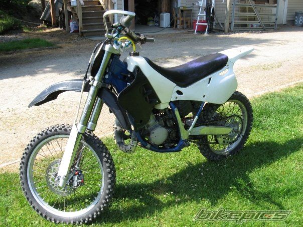 Photo 1376841