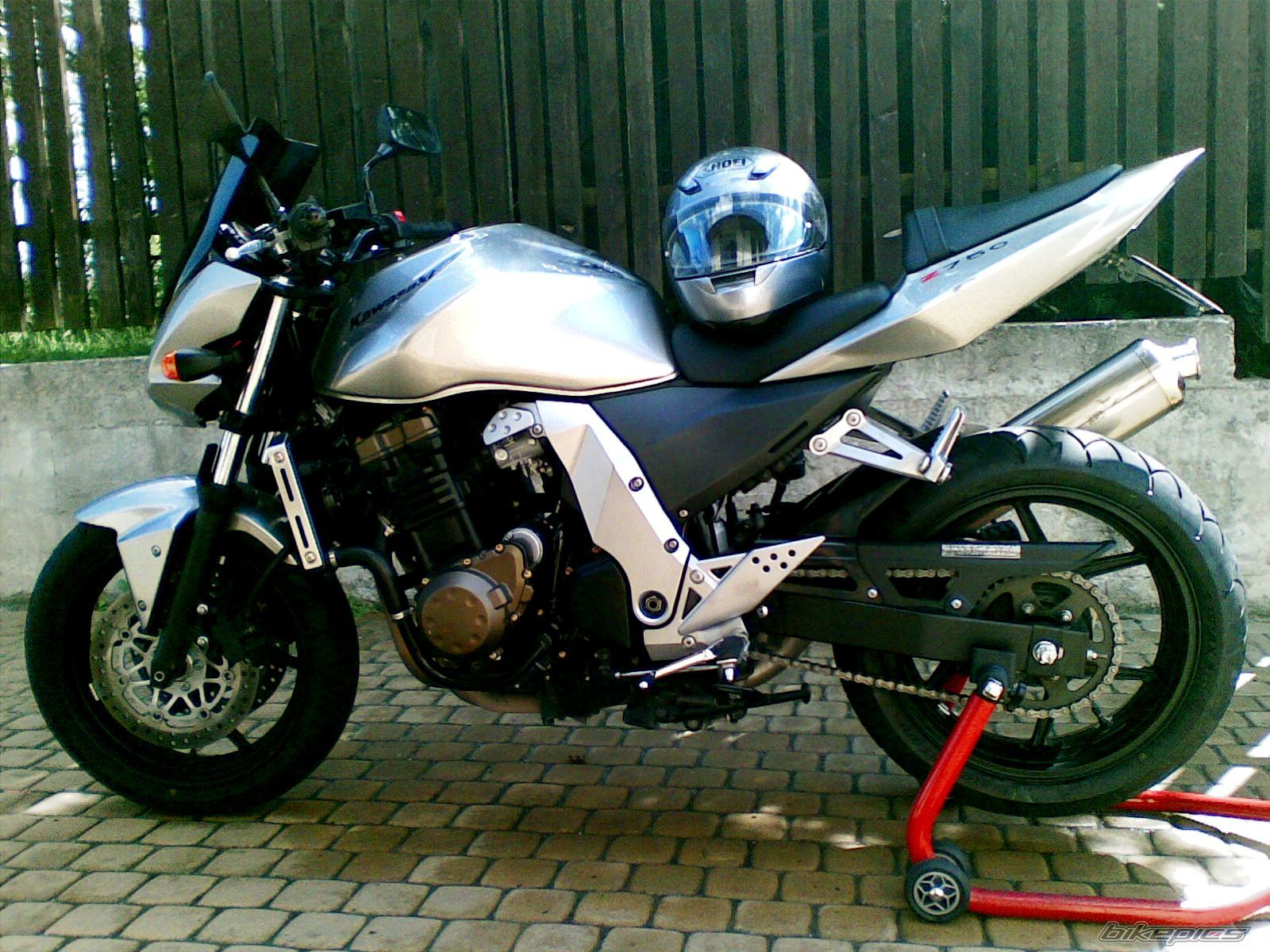 Photo 1376904
