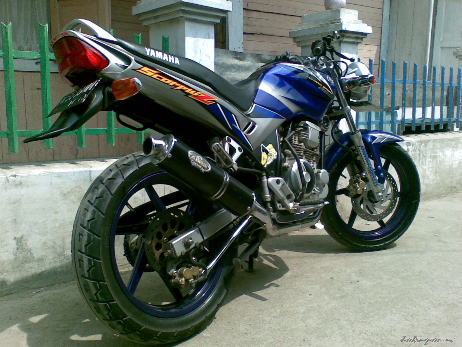 Photo 1376959