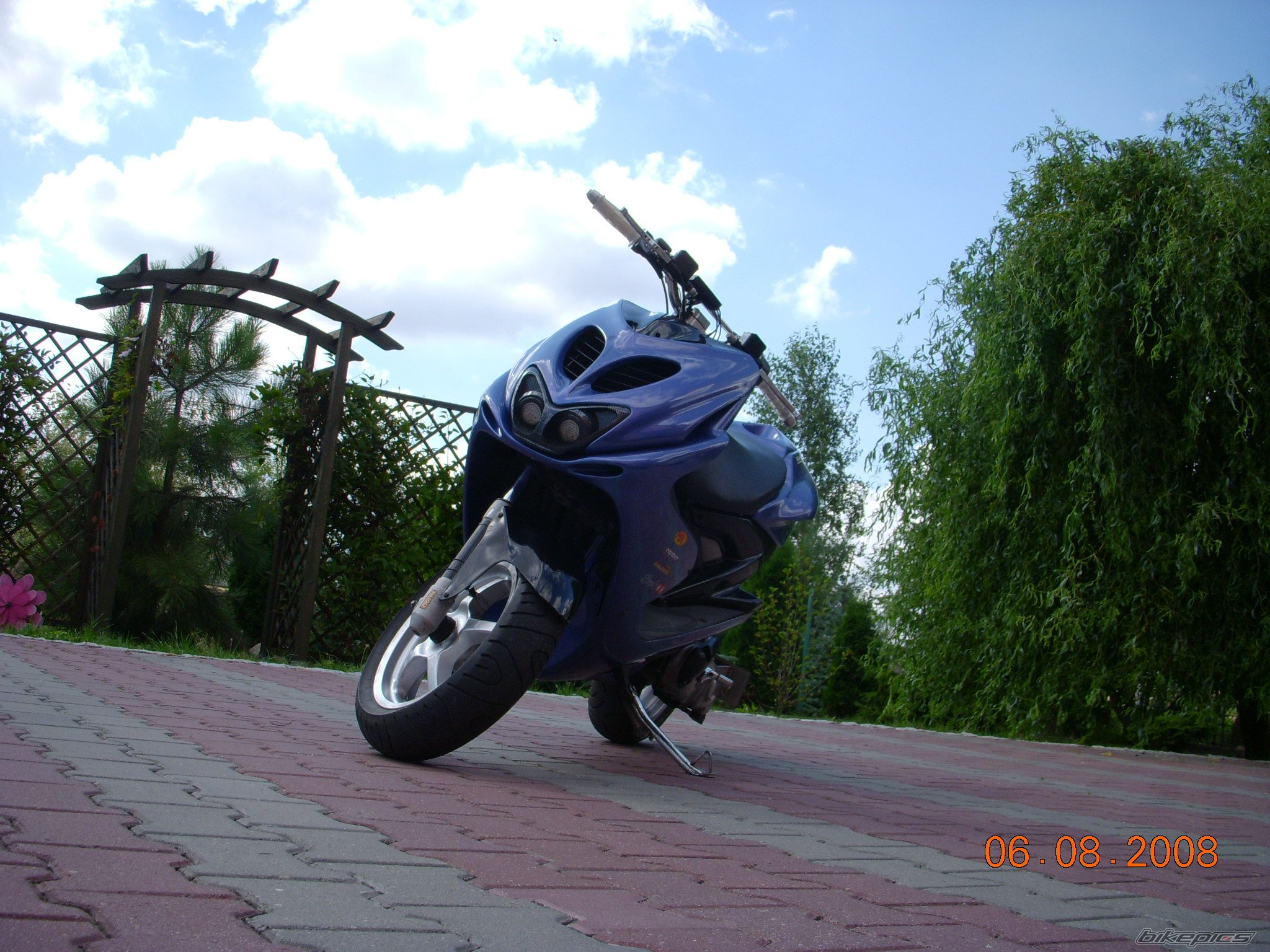 Photo 1377042
