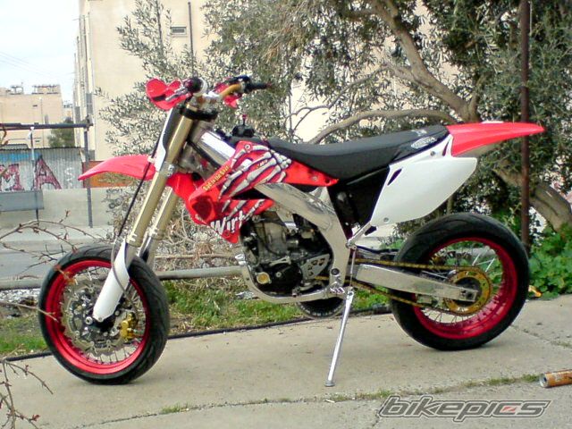 Photo 1377174