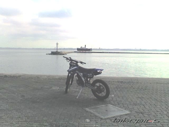 Photo 1377202