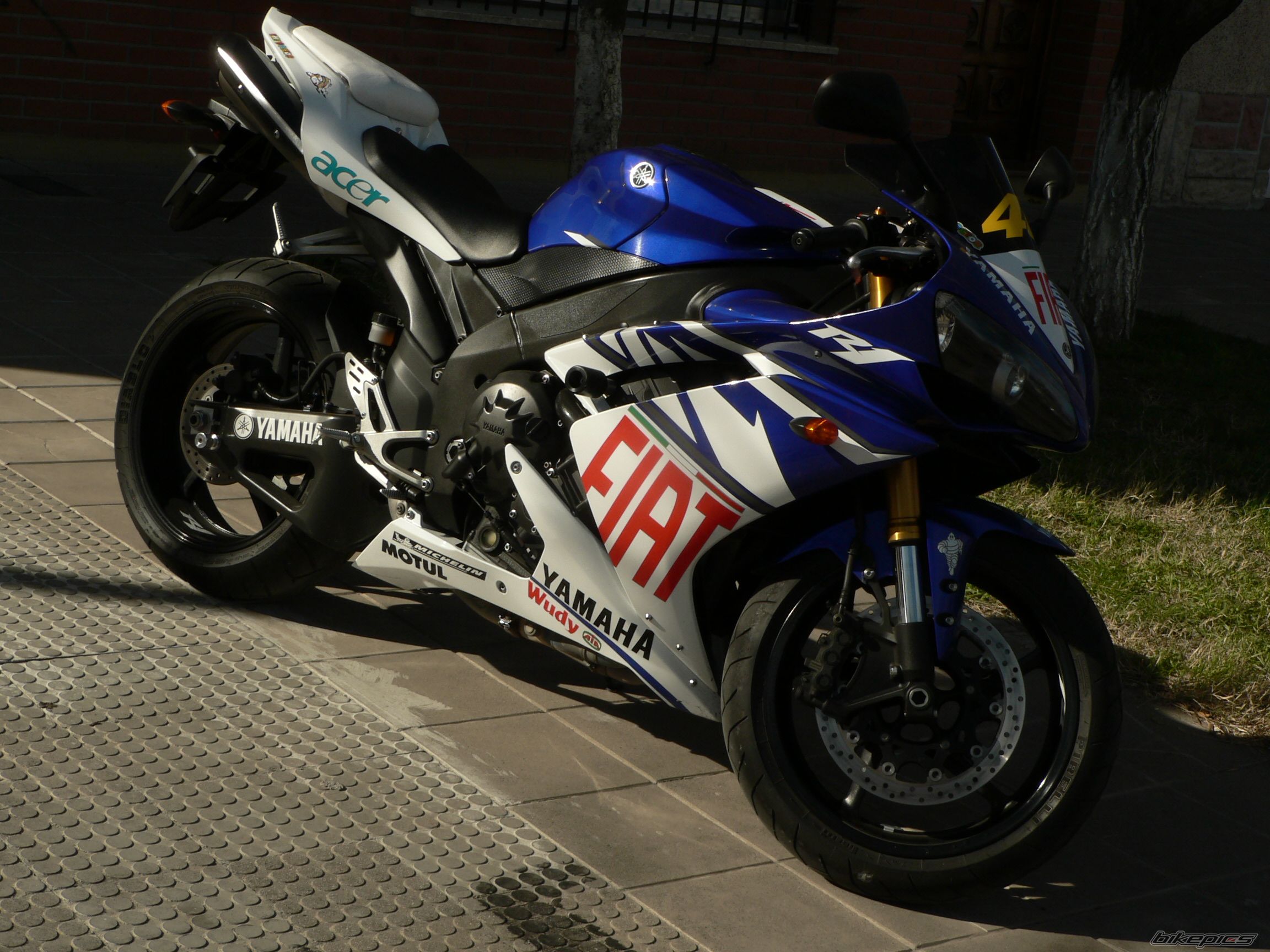 Photo 1377237