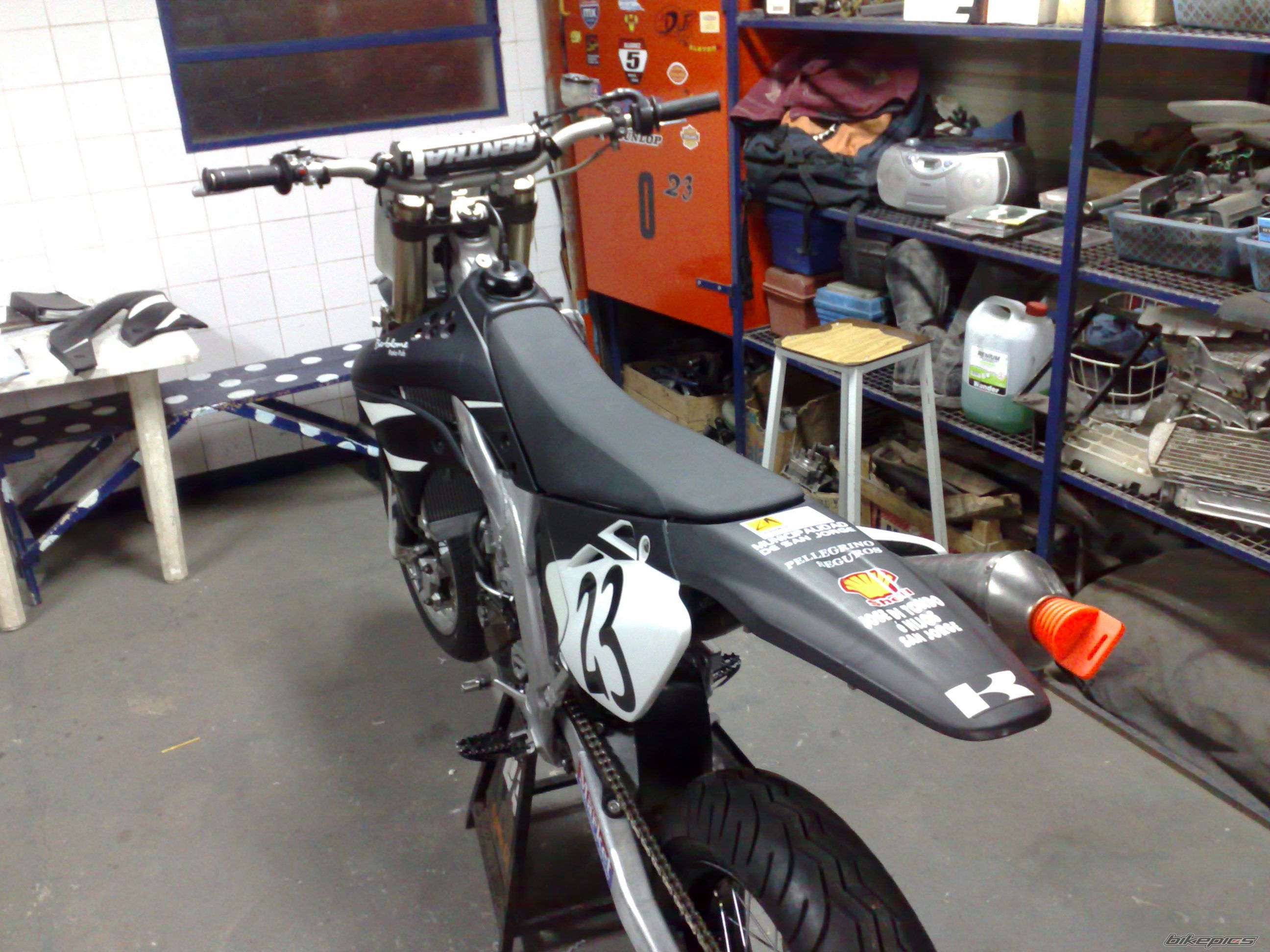 Photo 1377251