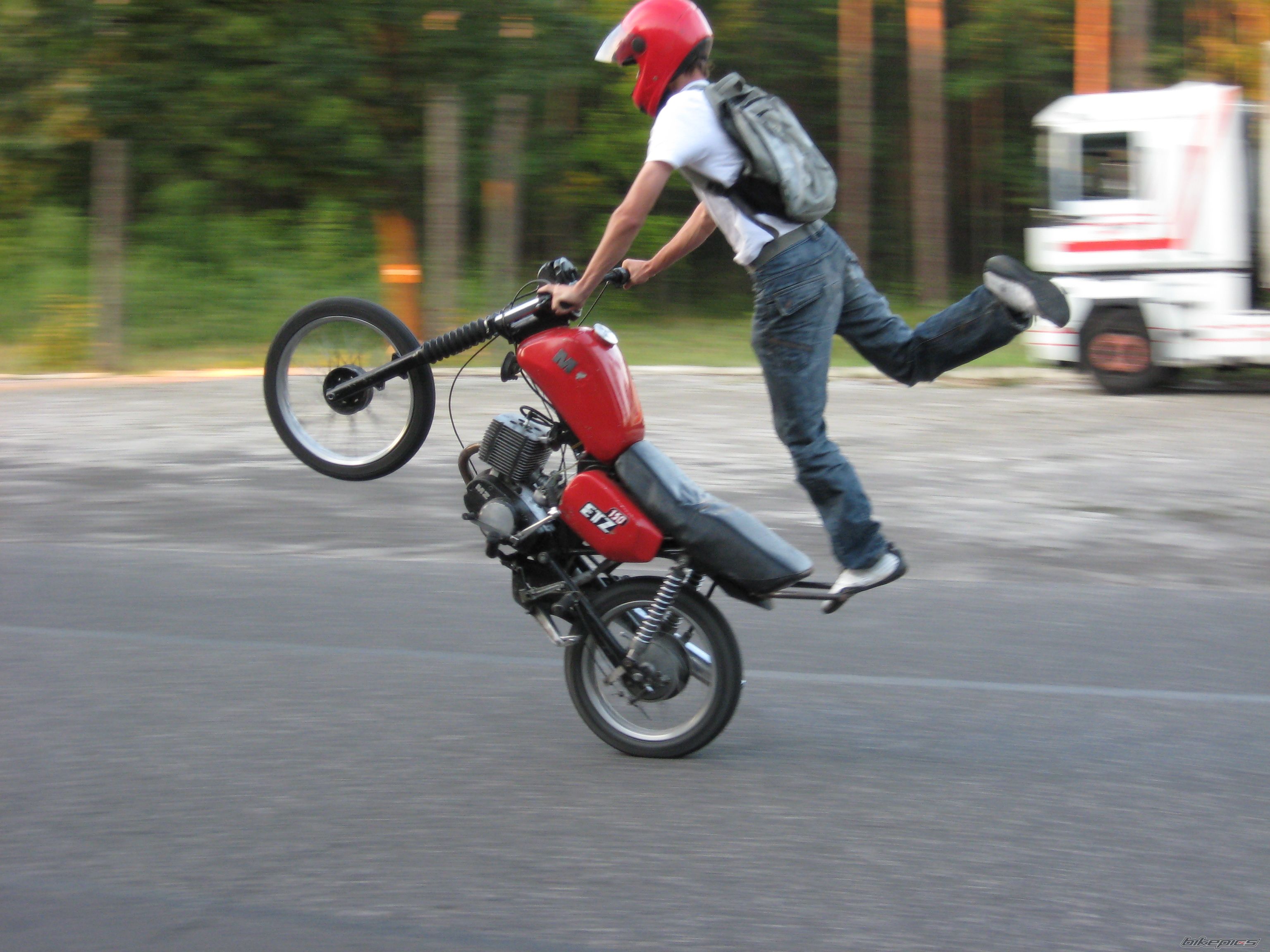 Photo 1377370