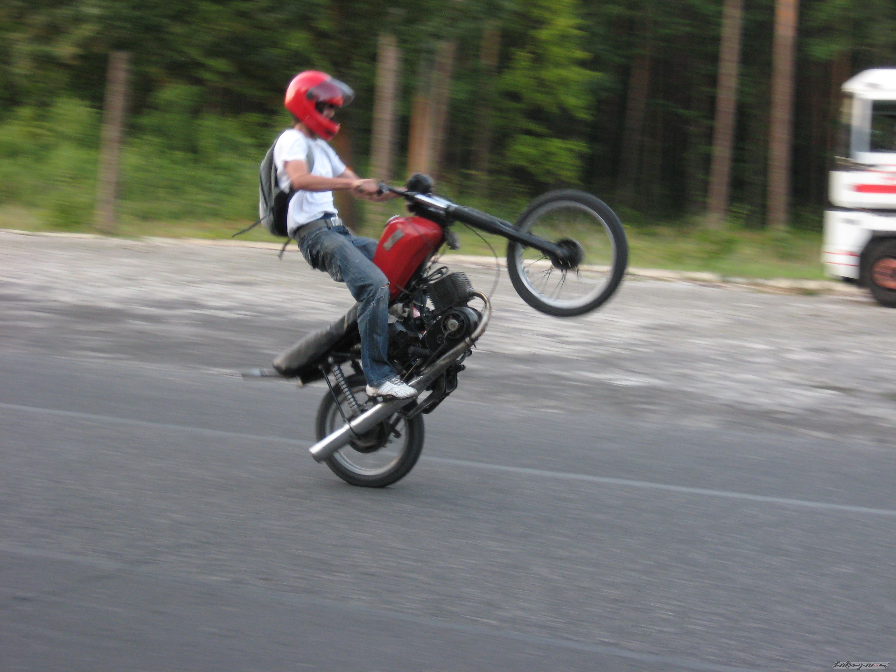 Photo 1377386
