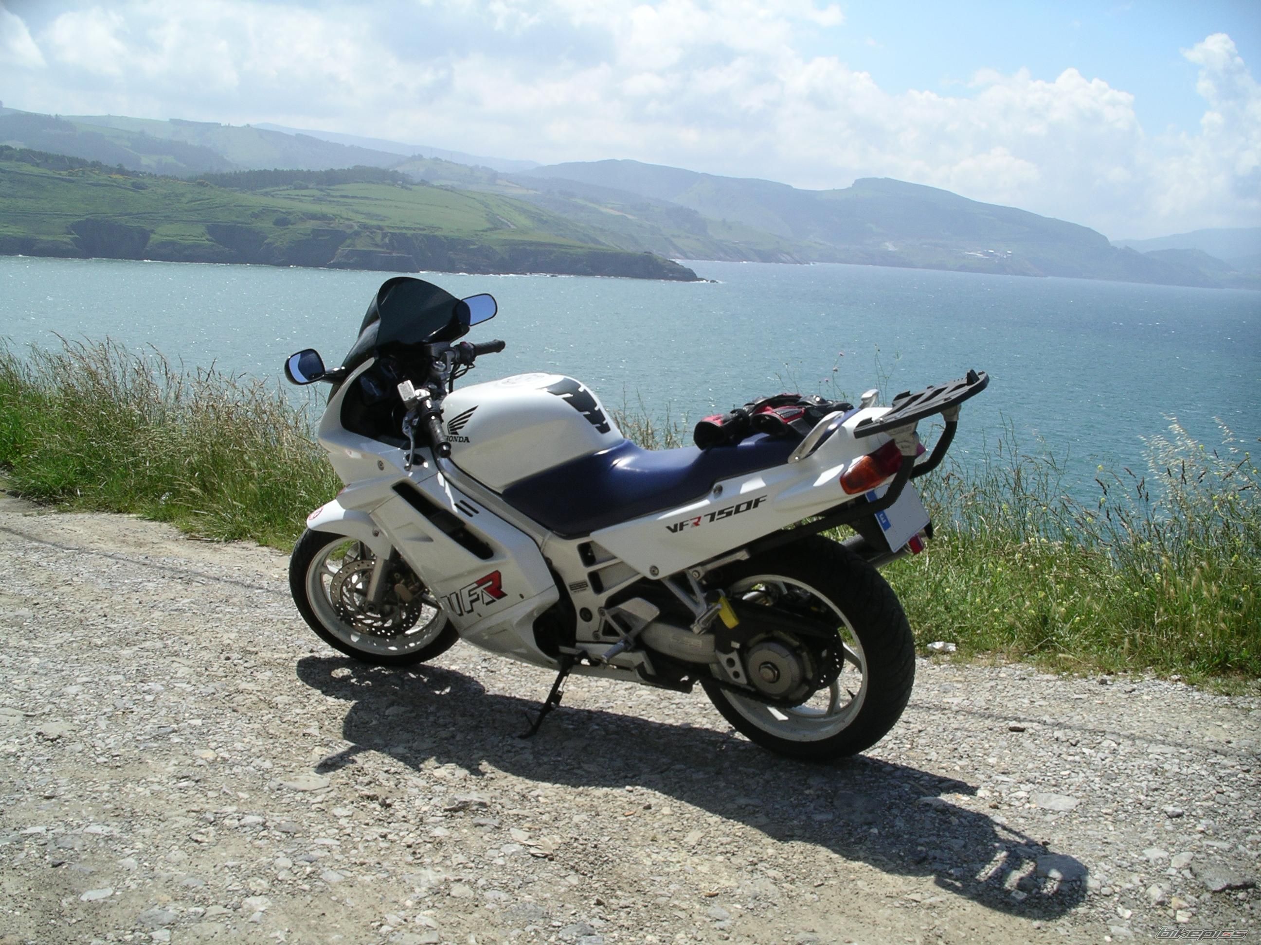 Photo 1377571