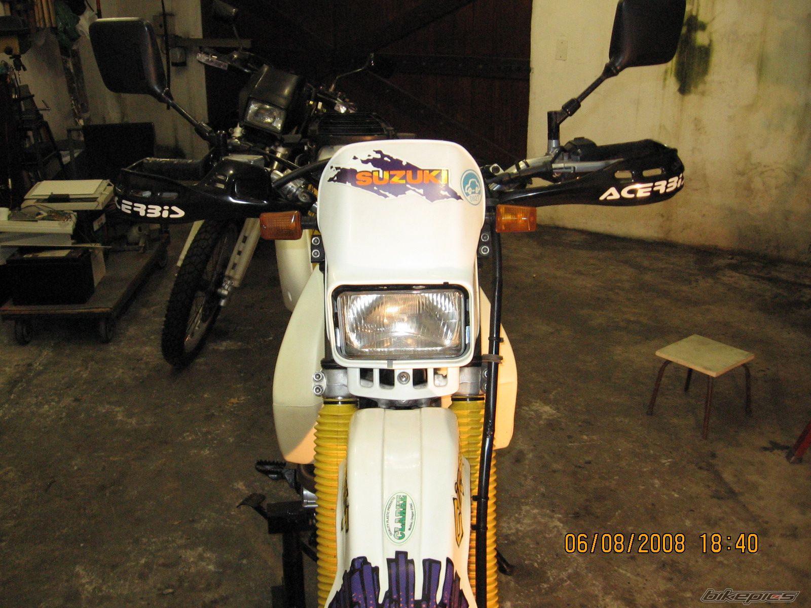 Photo 1377594