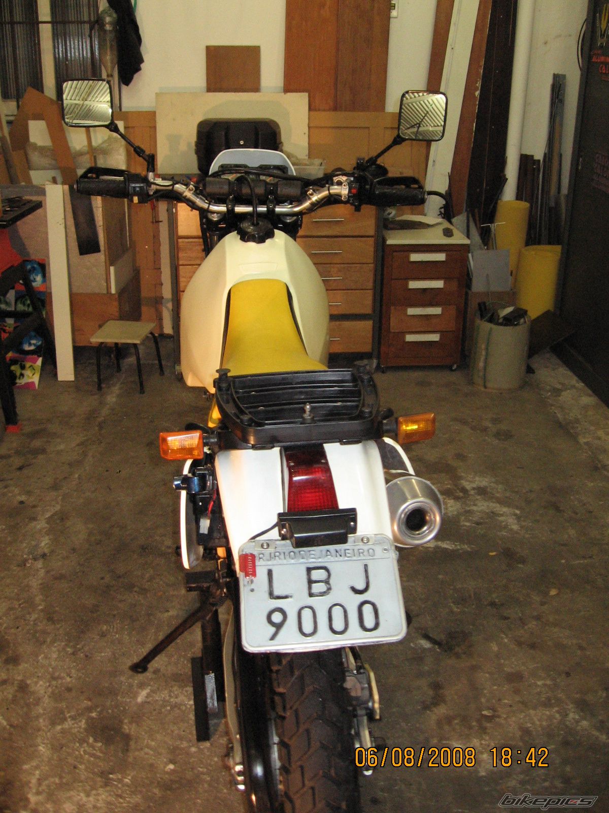 Photo 1377602
