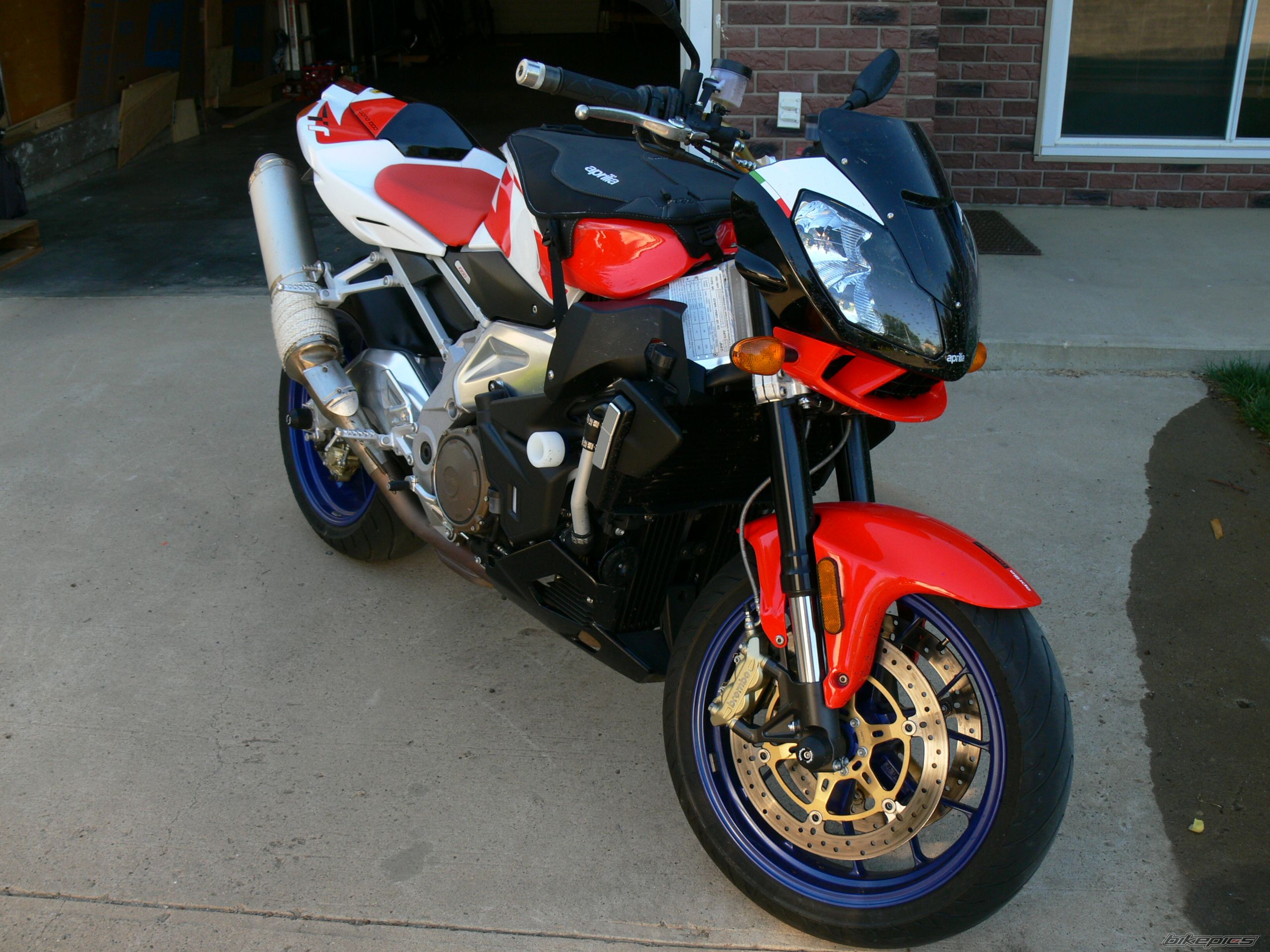 Photo 1377644