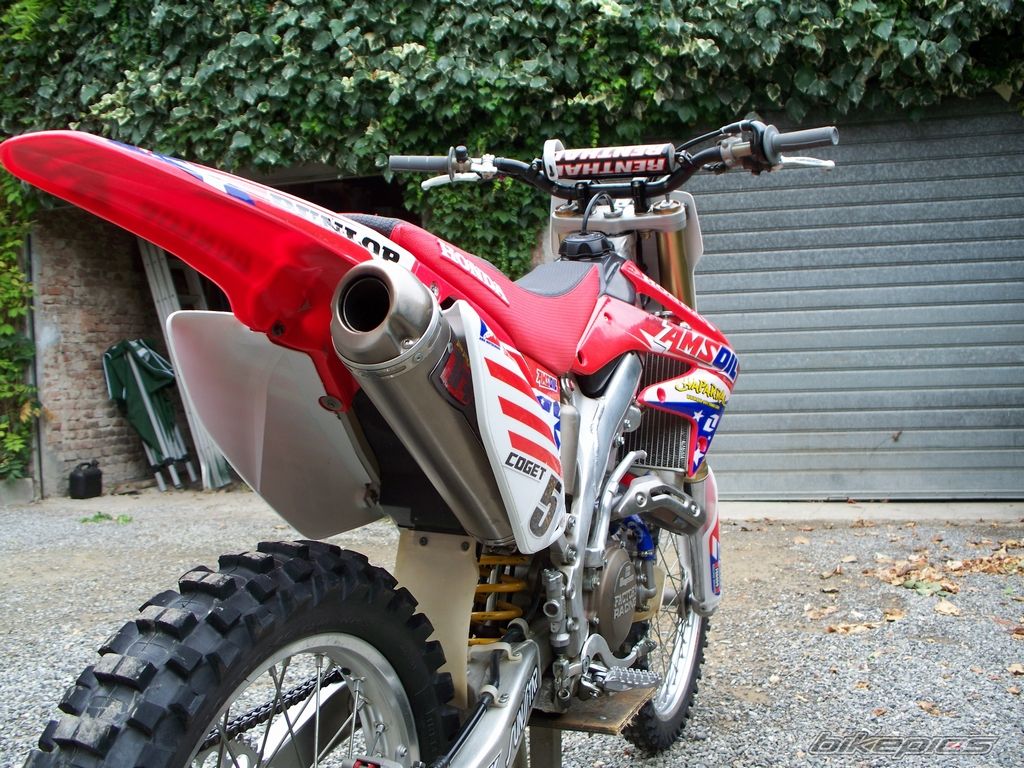 Photo 1377738