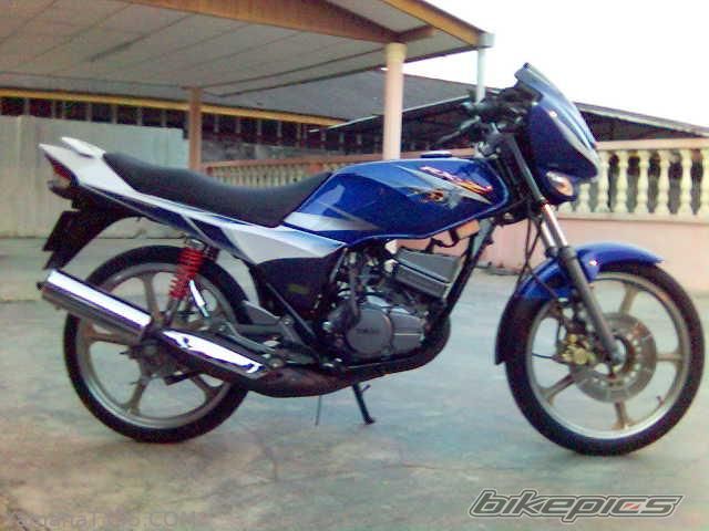 Photo 1377741