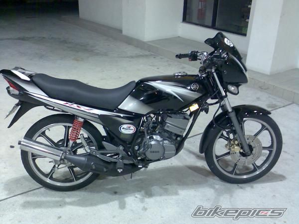 Photo 1377744