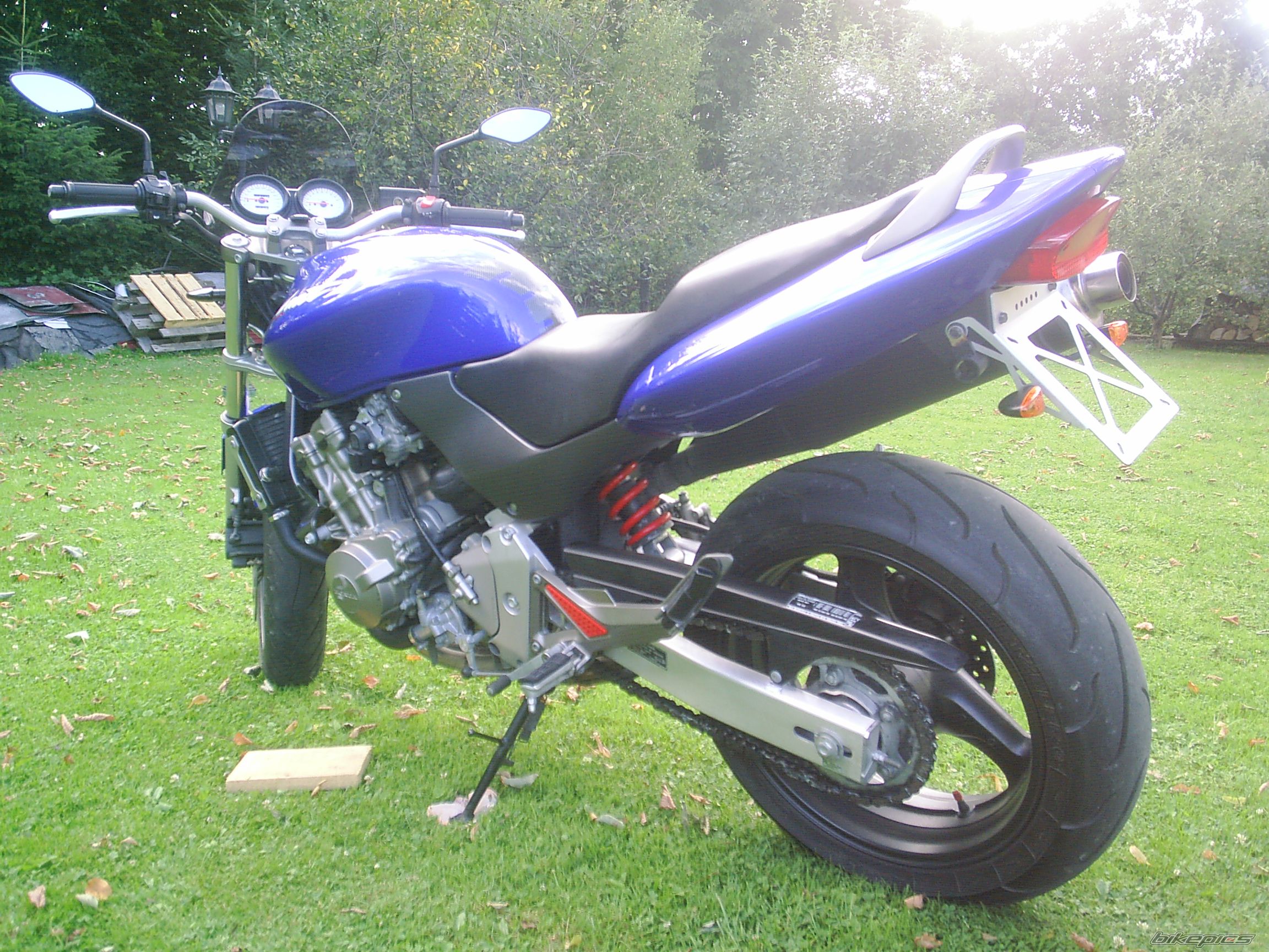 Photo 1377754