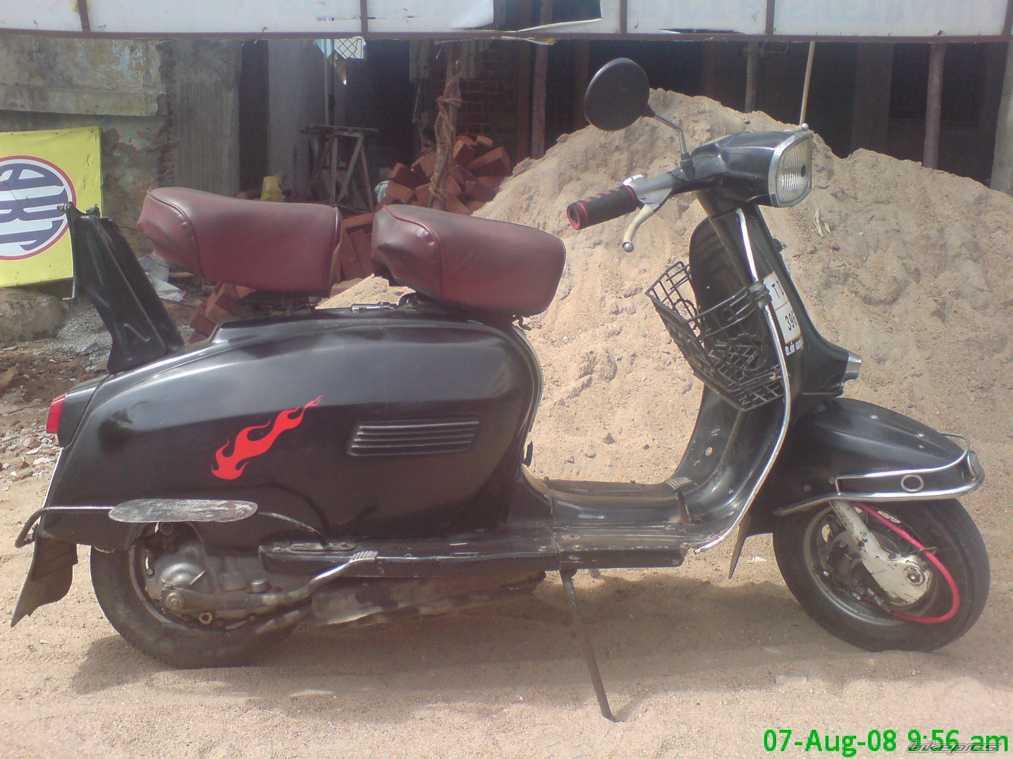 Photo 1377813