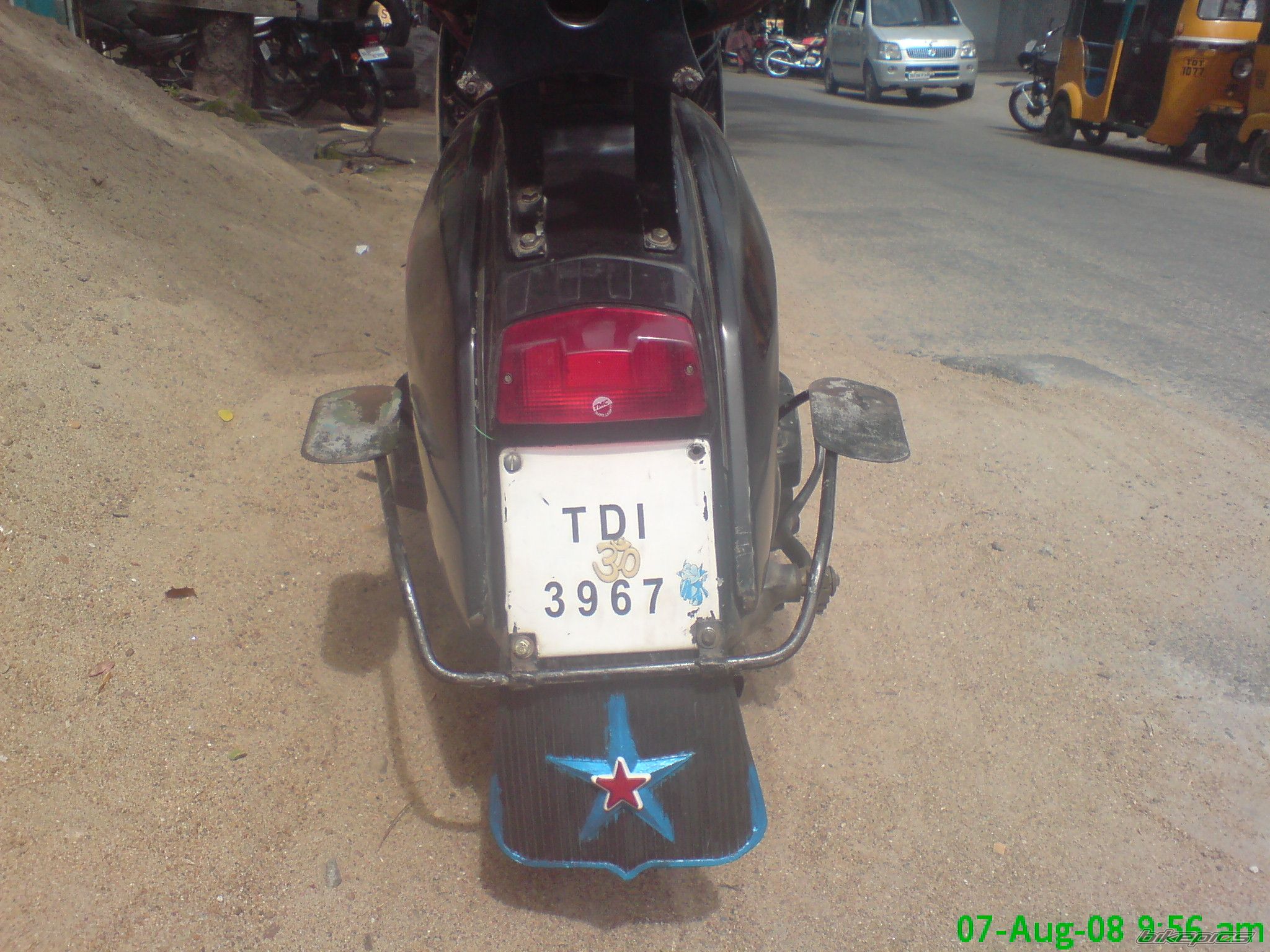 Photo 1377814
