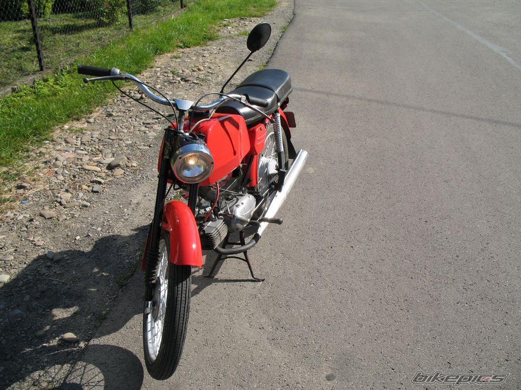 Photo 1378029