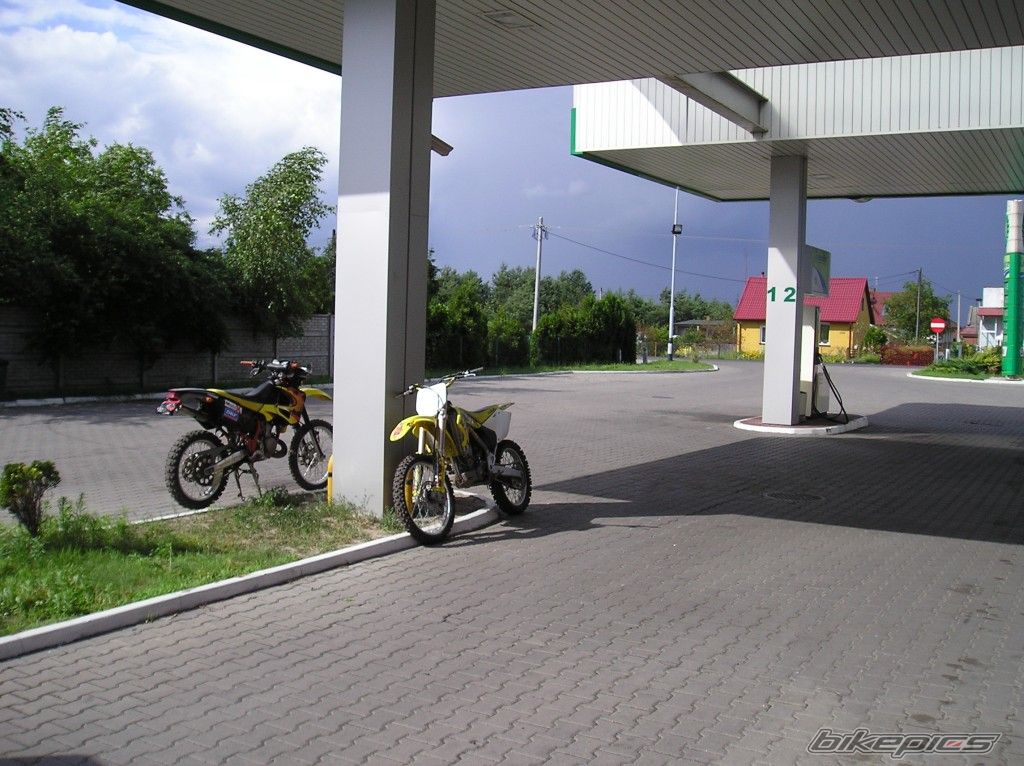 Photo 1378111