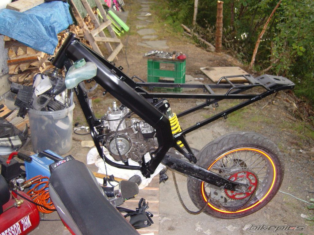 Photo 1378190