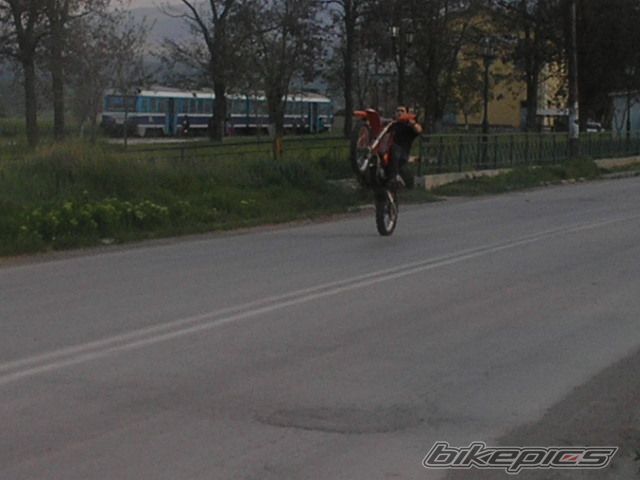 Photo 1378191