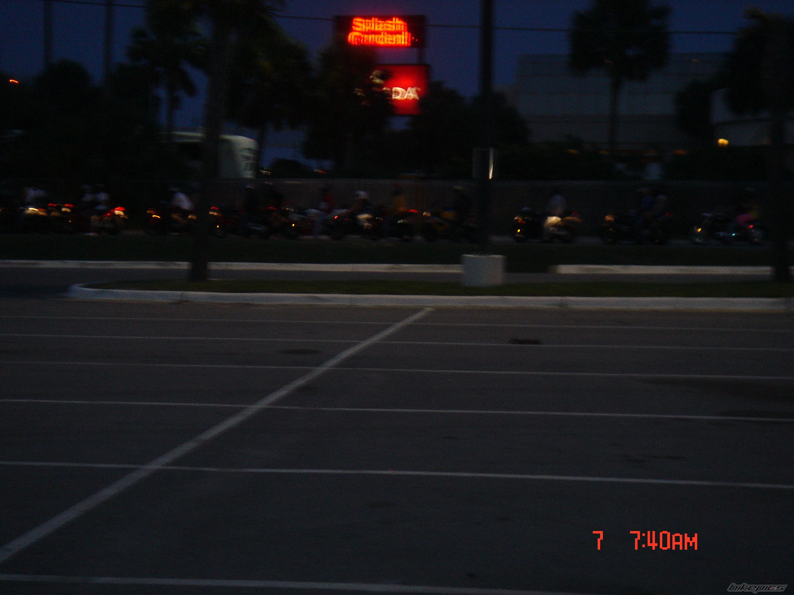 Photo 1378529