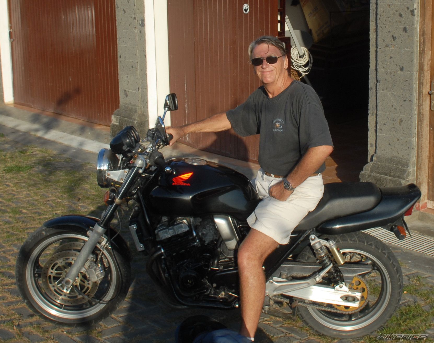 Bike Photo 1378646