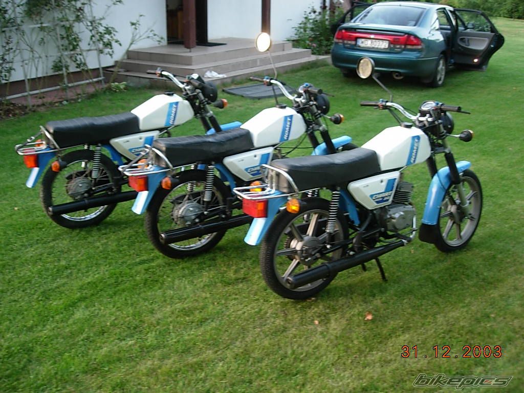 Photo 1378647