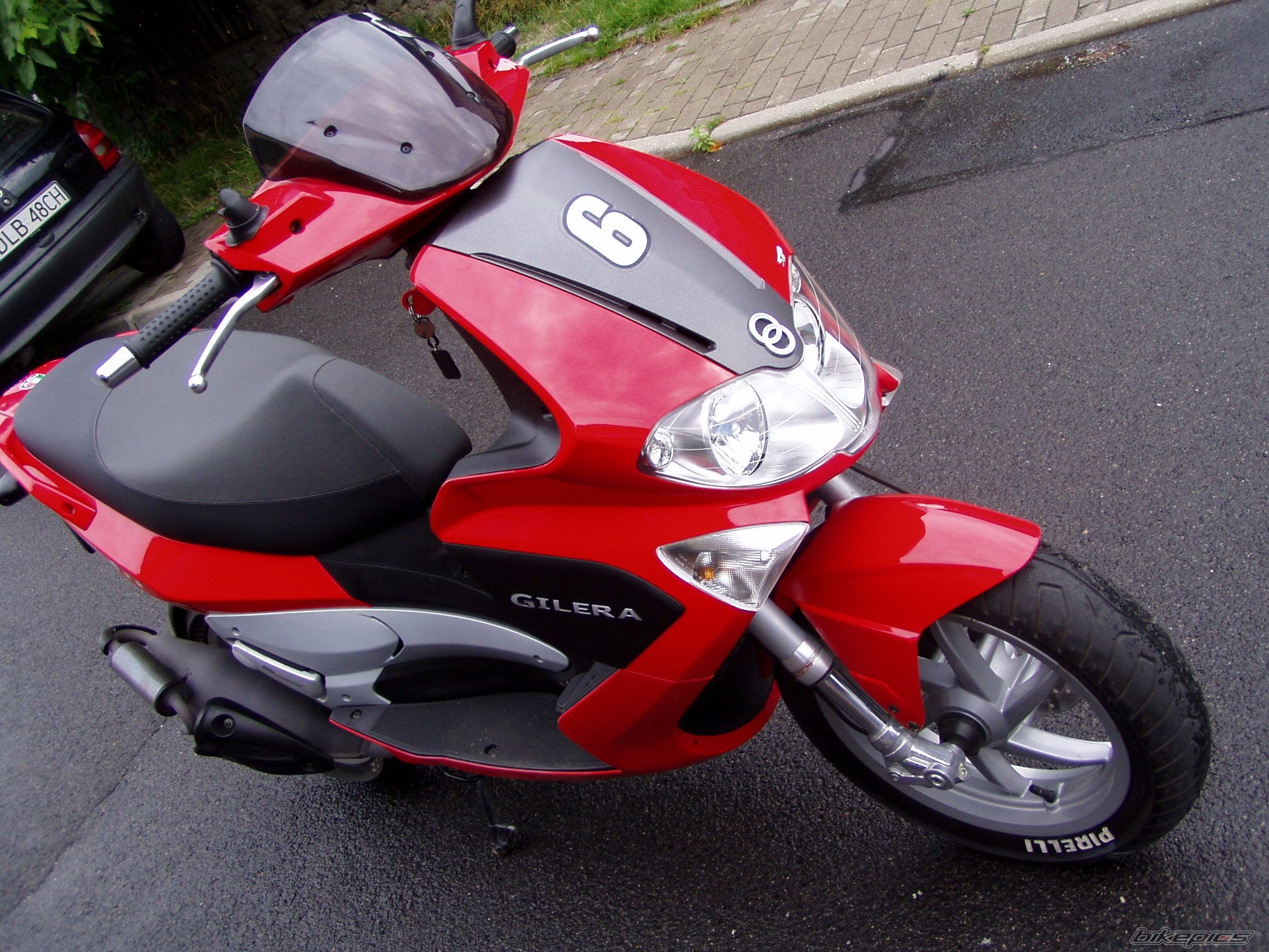 Photo 1378699
