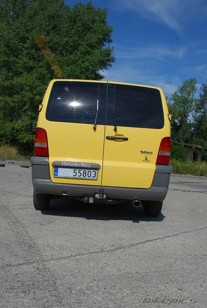 Photo 1378792