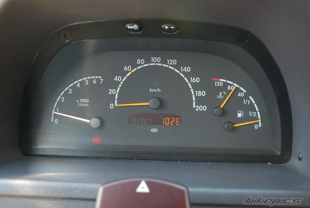 Photo 1378821