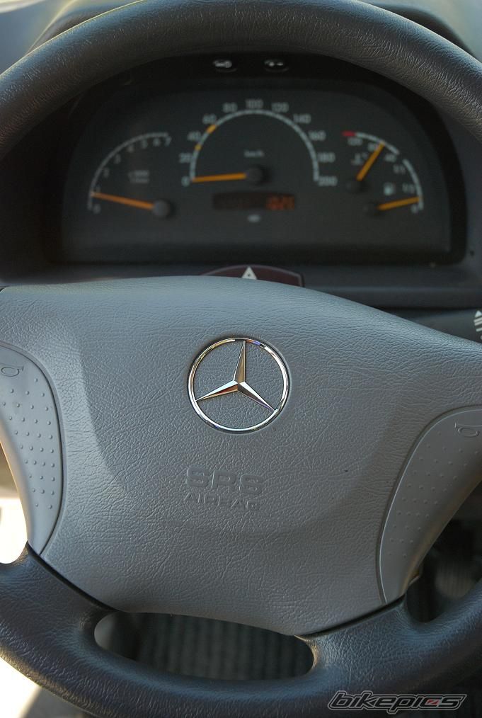 Photo 1378825
