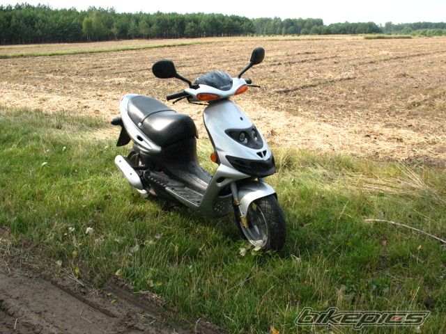Photo 1378916